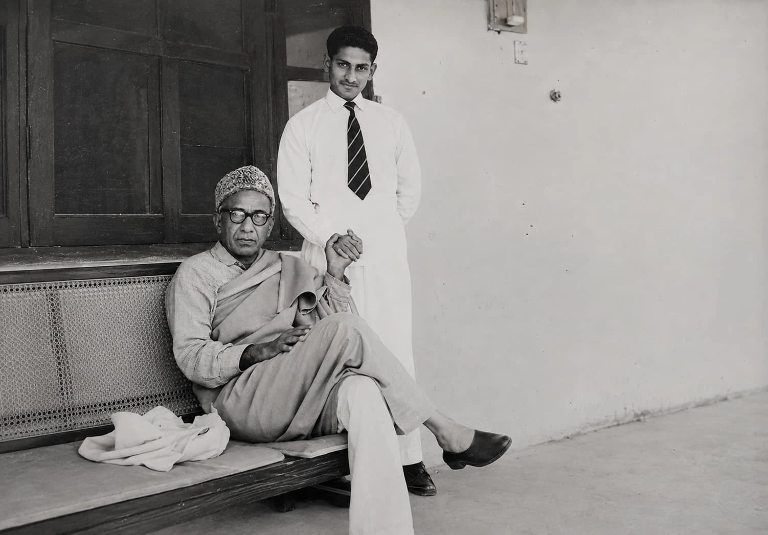 Abul Asar Hafiz Jalendari 1962 - Dr. Badr Hashemi